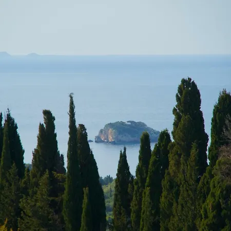 Sea View Antigone's With Playground Holiday home